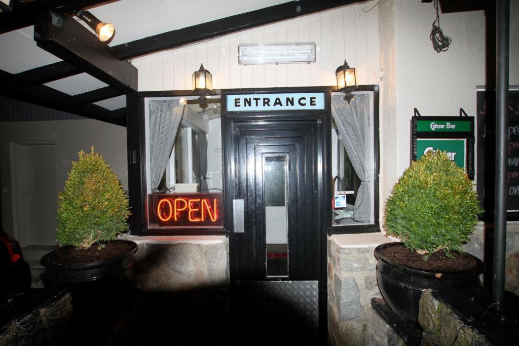 Black Bear Inn Тредбо Екстер'єр фото